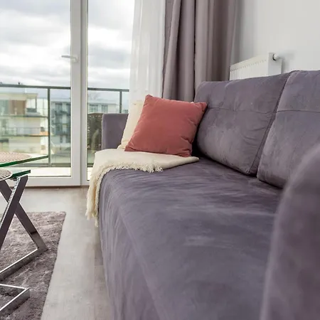 Holiday Studio For 3 People, 아파트 *